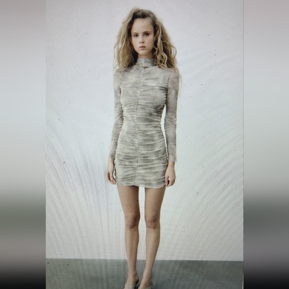 Zara | Tulle Dress - Picture 5 of 7